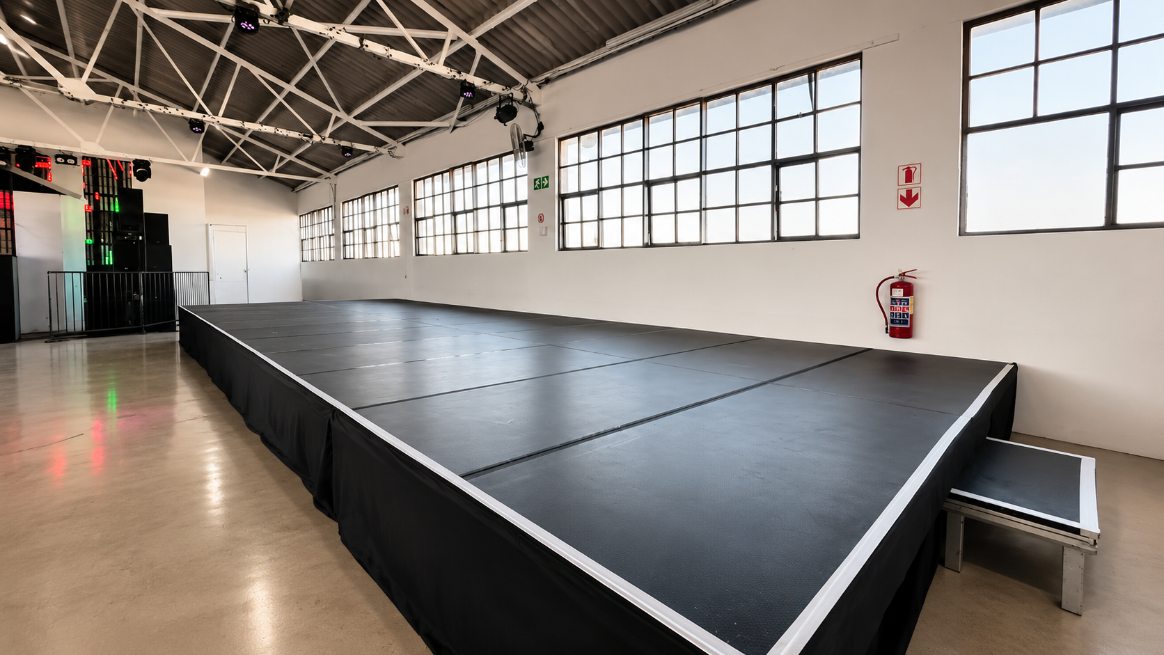 Rental event and equipment photo 11