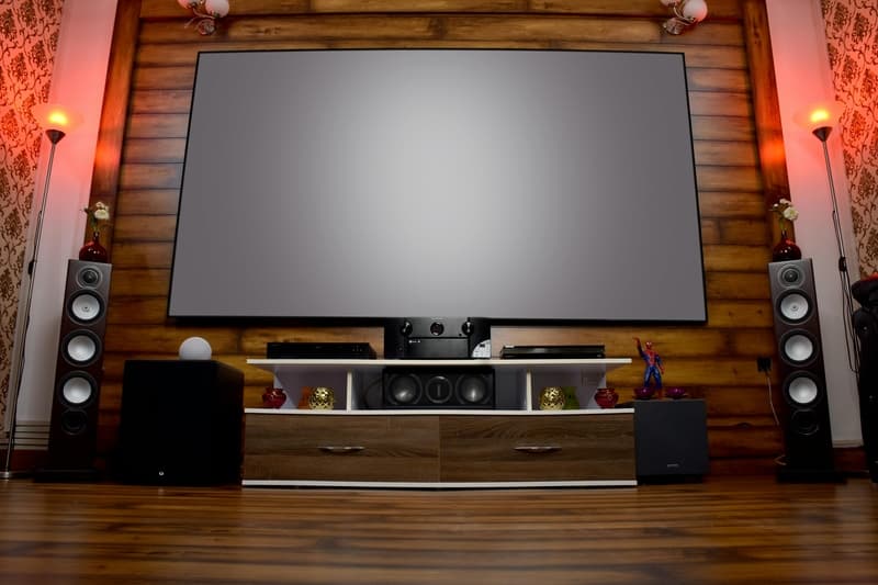 How to Create a Cinema Experience at Home